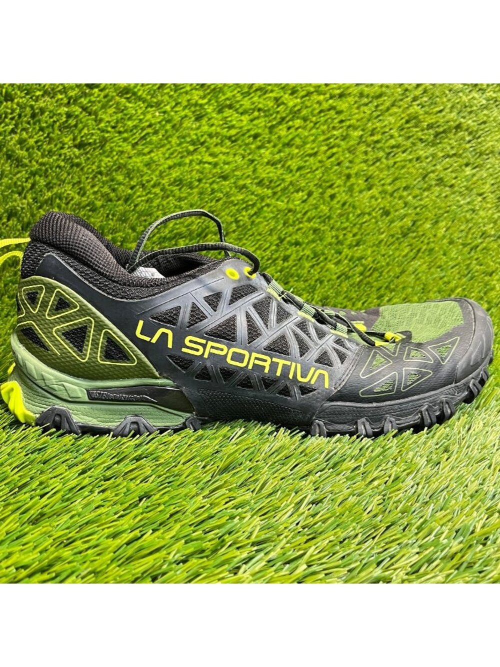 La Sportiva Bushido II Mens Size 12.5 Black Green Trail Running Shoes Sneakers